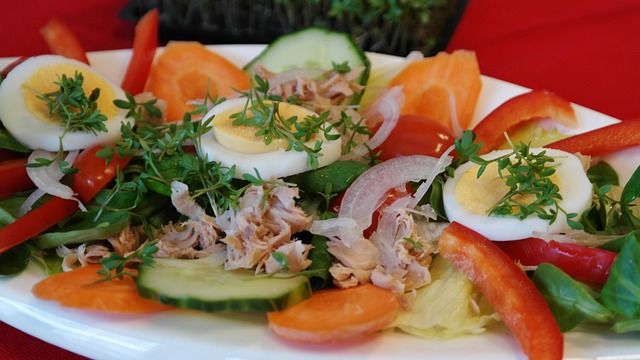 salad-High Protein Low Calorie Diet
